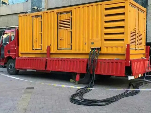 鸡冠如何确定水冷式机油散热器密封件的规格型号？